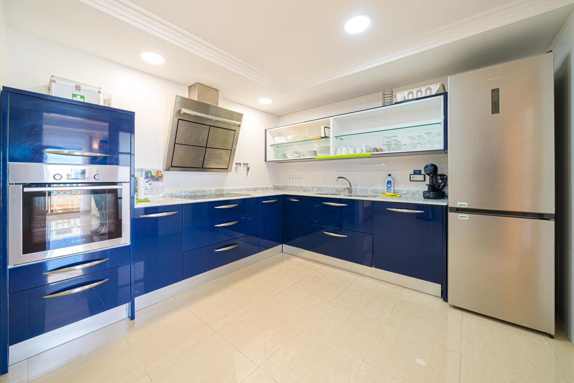 Front Line Apartment Jakarta 2 El Campello Exterior photo