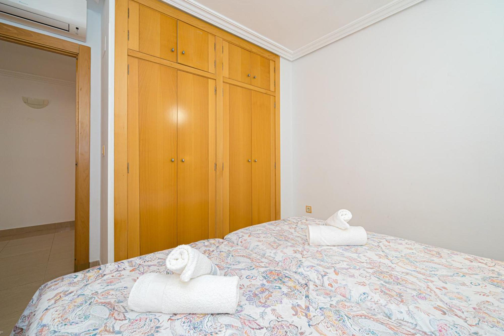 Front Line Apartment Jakarta 2 El Campello Exterior photo